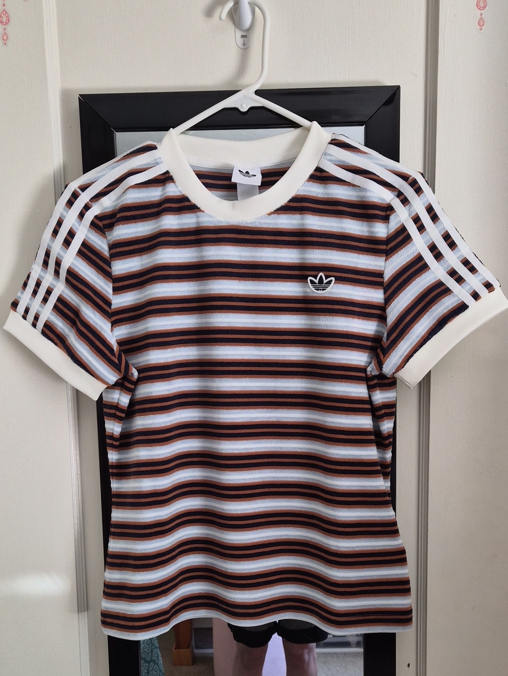 NWT adidas Originals Striped Crew Top in Brown and White with Navy Trefoil Sz L